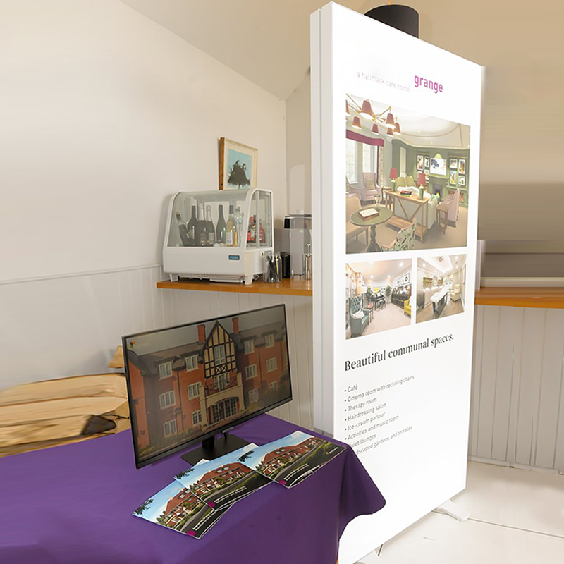 DH-LBS-85×200-ǁ Reconfigurable Lucid Backlit Stand 